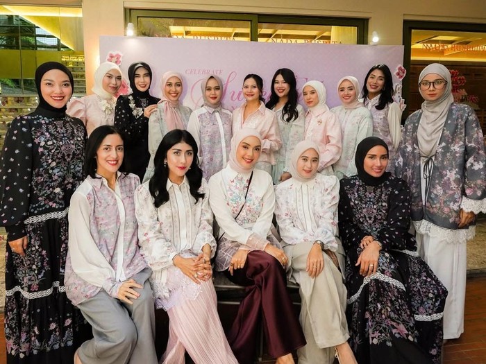 Brand Nada Puspita rilis koleksi lebaran 2026 di Jakarta & Bandung. Kamu bisa nikmati pengalaman brand experience, menu spesial, hingga showcase eksklusif di Hakuna Matata.