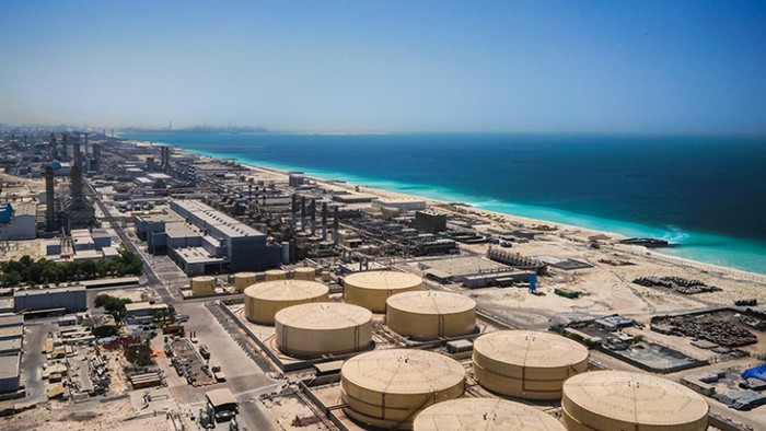 Gambar pabrik desalinasi di Dubai.
