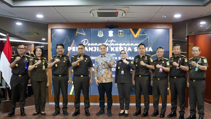 Pemkot Surabaya Gandeng Kejati Jatim, Selamatkan Aset Legendaris Kota dari Keburukan