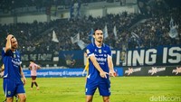 Karena Bojan Hodak Tantang Mental Juara Persib