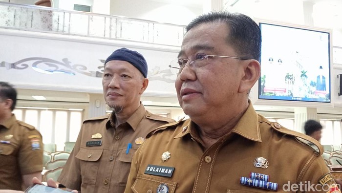 Plt Asisten I Bidang Pemerintahan dan Kesra Setda Kota Palembang, Sulaiman Amin