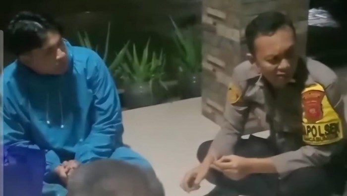 Polisi cek TKP begal tendang pemotor di Rancabungur Bogor (dok istimewa)