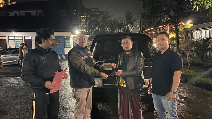Nyamar Jadi Pembeli, Polisi Terkejut Temukan Pikap Curian di Bogor!