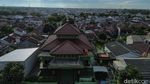 Potret Masjid di Bekasi yang Punya Kabah