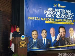 Pesan Saan Mustopa untuk Kader NasDem di Kabupaten Kuningan
