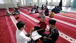 Sekolah Ramadan Bantu Peserta Tuli Belajar Al-Quran