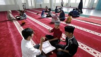 Kegiatan yang digelar Taman Pendidikan Al-Qur’an Tuli Gorontalo bersama Komunitas Rangkul Asa dan Gerkatin Gorontalo tersebut diikuti 40 peserta disabilitas tuli. ANTARAFOTO/Adiwinata Solihin
