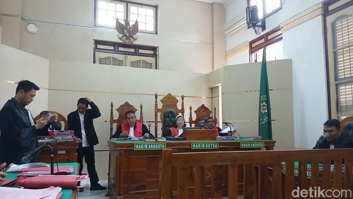 Sidang putusan 3 terdakwa di ruang Cakra 4, Pengadilan Negeri(PN)Medan, Senin (9/3/2026)