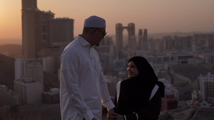 Zaskia Sungkar dan Irwansyah