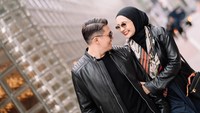 Unggahan itu mendapatkan komentar dari netizen dan juga Irwansyah. Foto: dok instagram Zaskia Sungkar dan Irwansyah