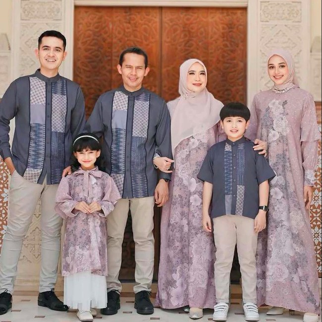 Baju Lebaran Couple Keluarga
