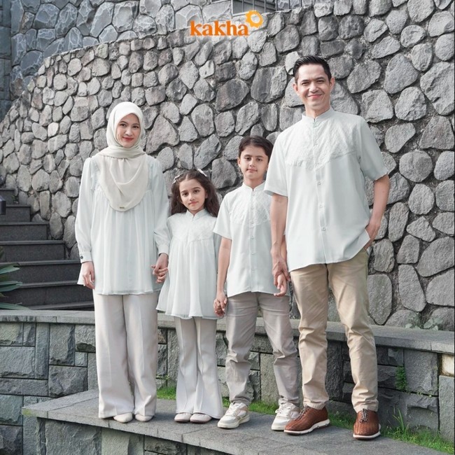 Baju Lebaran Couple Keluarga