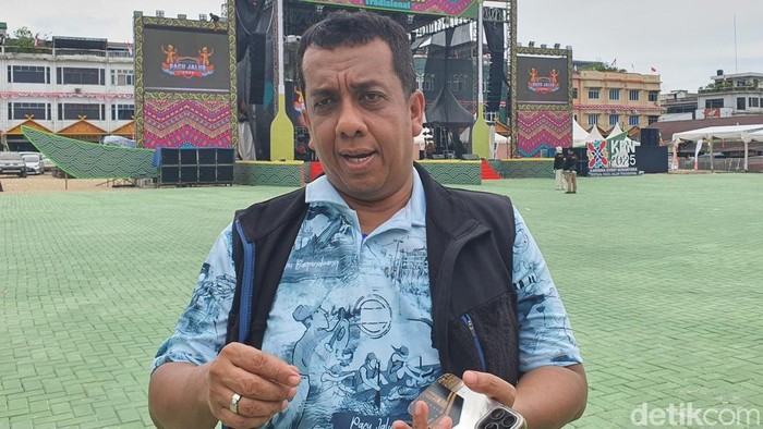 Foto: Kepala Disnakertrans Riau Roni Rakhmat (Raja Adil Siregar/detikSumut)