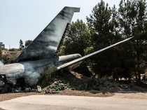 Pesawat Militer Kolombia Jatuh, 80 Orang Dikhawatirkan Tewas