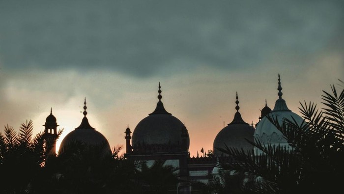 Istimewa