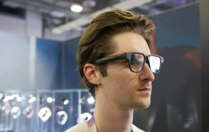 Kacamata pintar Samsung