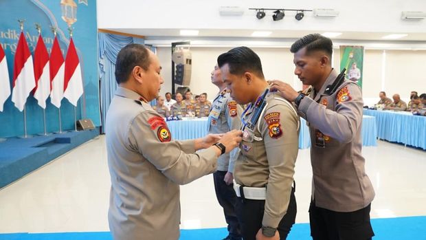 Kapolda Riau Irjen Herry Heryawan meminta jajaran untuk menjaga ketat SPBU untuk mencegah terjadinya panic buying BBM saat mudik nanti. (dok Polda Riau)