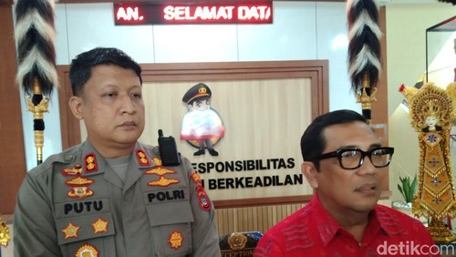 Bupati Tabanan, I Komang Gede Sanjaya didampingi Kapolres Tabanan, AKBP I Putu Bayu Pati. /Krisna Pradipta