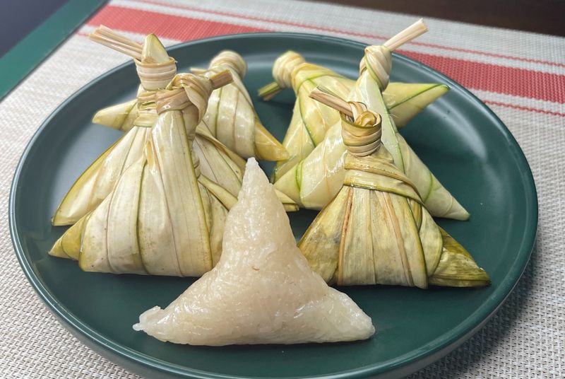 Ketupat Unik dari Berbagai Daerah, Sajian Wajib Saat Idul Fitri
