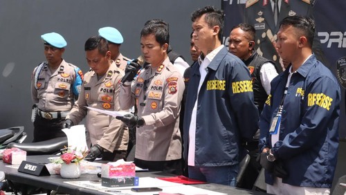 Konferensi pers pengungkapan kasus Operasi Sikat Agung 2026 di Mapolres Gianyar, Selasa (10/3/2026). (Foto: Dok. Polres Gianyar)