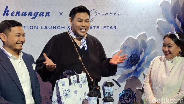 Gandeng Ivan Gunawan, Brand Kopi Lokal Ini Rilis Cup 'Limited Edition'