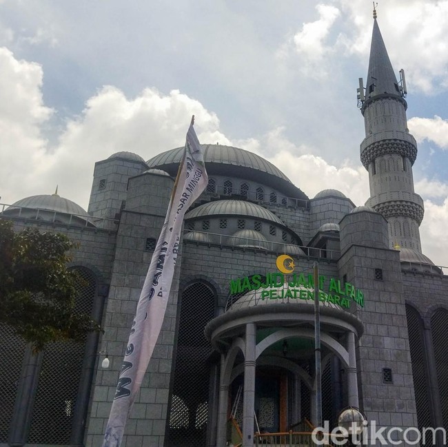 Masjid Jami Al Fajri, Masjid Unik Bergaya Turki di Jakarta
