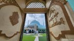 Melihat Masjid dengan Kubah Terbesar Tanpa Tiang di Tangerang