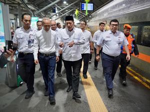 Menkop Dorong Proyek Fiber Optik Jadi Penopang Layanan Internet Kopdes