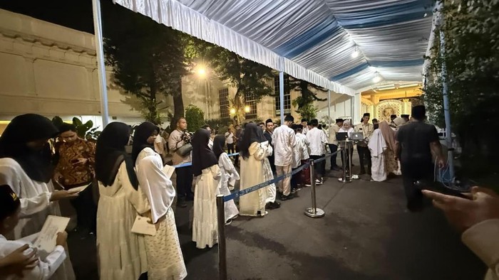 Menteri hingga pimpinan ormas Islam menghadiri kegiatan Nuzulul Quran di Istana, Jakarta, malam ini. (Eva S/detikcom)