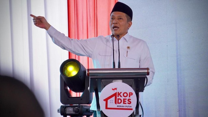 Menteri Koperasi (Menkop) Ferry Juliantono