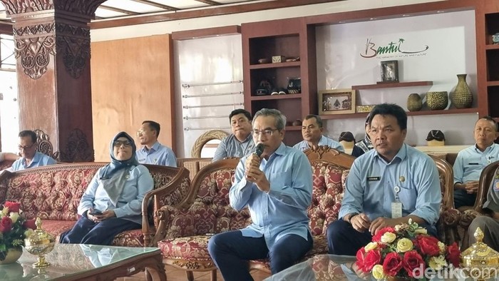 Pemkab Bantul membuka kanal aduan harga nuthuk di wilayahnya selama musim liburan.