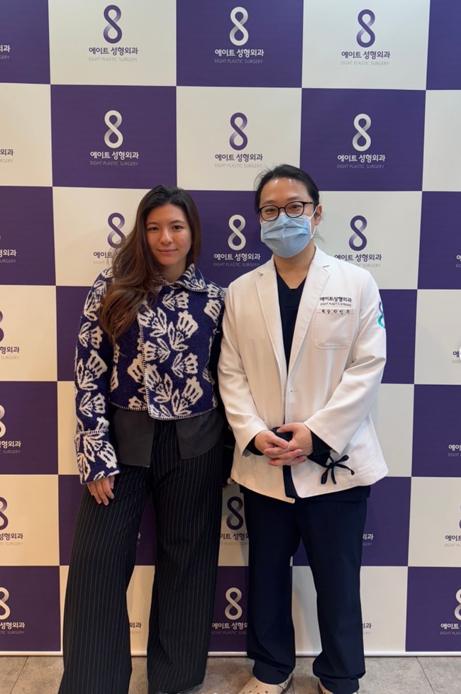 Selain hidung, Shalom juga menjalani oplas pada bagian lipatan matanya. Untuk operasi tersebut, putri Wulan Guritno itu ditangani oleh dr. Park. Foto: Instagram/@sharazaaa