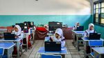 Siswa SD di Bandung Jalani Gladi Bersih Tes Kemampuan Akademik