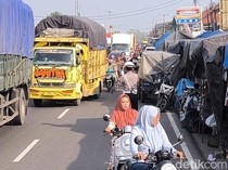 Pasar Tegalgubug Jadi Titik Macet Mudik, Polisi Tutup U-Turn di Pantura