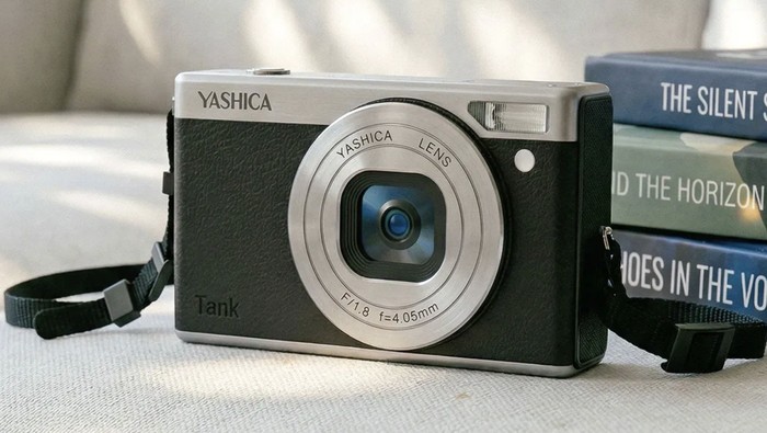 Yashica Tank
