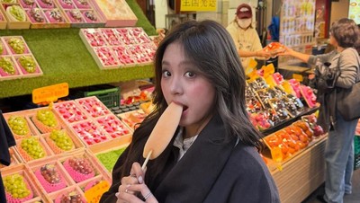 Seru! Zee Asadel Kulineran di Korea Cicip Genjang Gejang
