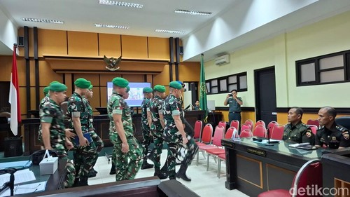 22 prajurit TNI penganiaya Prada Lucky dihadirkan dalam sidang banding di Pengadilan Militer III-13 Kupang, NTT, Rabu (11/3/2026).