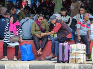 Lonjakan Pemudik Diprediksi Tembus 3.000 Orang, Terminal Kampung Rambutan Tak Keder