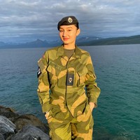“Aku ingin lebih terlibat dalam pekerjaan amal dan terus menginspirasi anak-anak serta mengangkat suara mereka di mana pun aku bisa. Untuk mencapai ini, aku juga harus bekerja keras, menjadi lebih percaya diri, lebih tangguh, dan benar-benar berani. Karena mimpi tidak akan terwujud di zona nyaman,” tutup Ayu. Foto: Instagram @ayuzak03