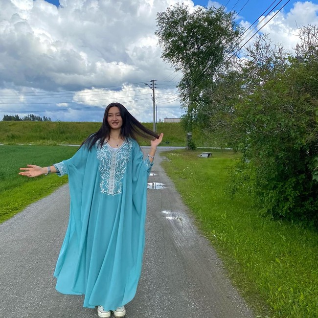 Melalui ajang Miss Norway, Ayu menginginkan kesempatan berkeliling dan bekerja dengan badan amal, mengangkat isu-isu penting, dan bertemu orang-orang dari seluruh dunia. Foto: Instagram @ayuzak03