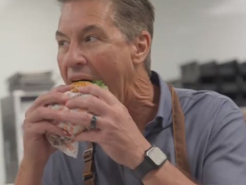 Saling Sindir! 3 CEO Restoran Cepat Saji Bertarung Lewat Review Burger