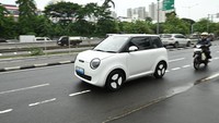 Mudik Pakai Mobil Listrik Mungil? Begini Tipsnya