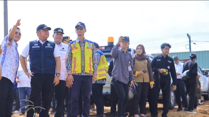 Gubernur Sumsel Herman Deru usai ground breaking pembangunan flyover sekaligus meresmikan jalan khusus angkutan batu bara di ruas Jalan Palembang-Betung, Rabu (11/3/2026).