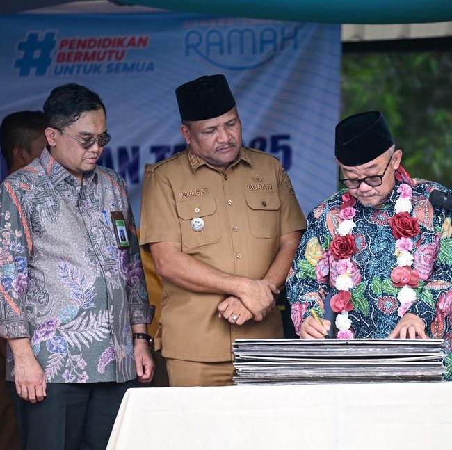 Hasil Program Revitalisasi Satuan Pendidikan 2025 di Aceh, Kelas Baru-Laboratorium!