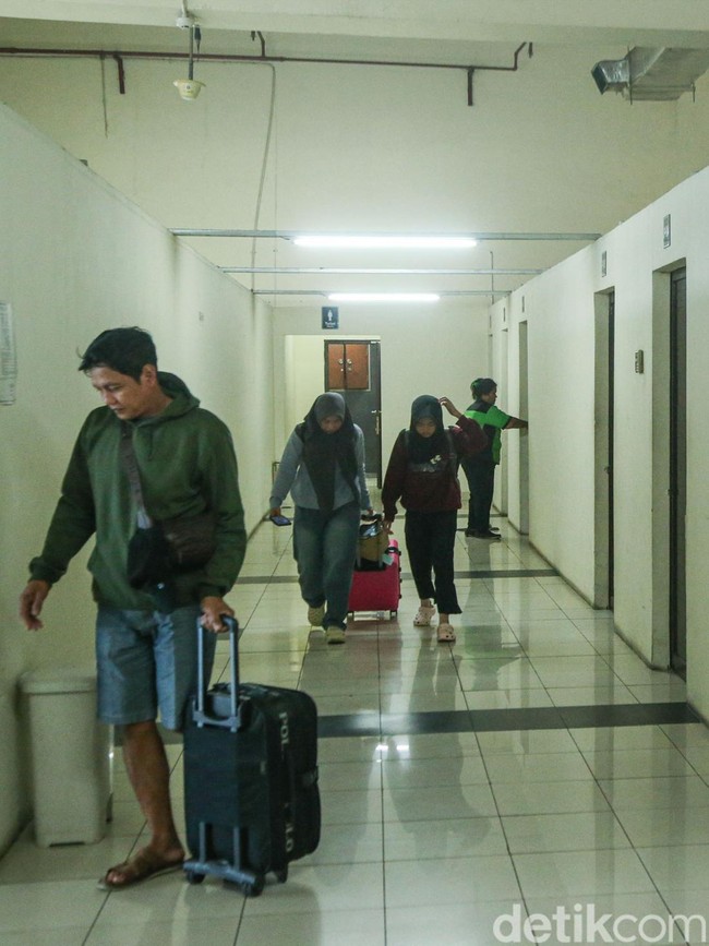 Intip Penginapan Rp 15 ribu Permalam di Terminal Pulo Gebang