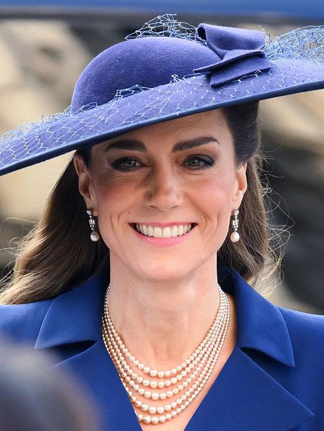 Gaya Klasik Kate Middleton di Commonwealth Day, Terpancar Aura Ratu Inggris