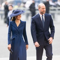 Sebelumnya ada kabar yang menyebut bahwa Raja Charles akan turun takhta dan putra sulungnya, Pangeran William akan segera menggantikannya sebagai Raja Inggris dalam enam hingga satu tahun ke depan. Otomatis, Kate Middleton pun akan menjadi Ratu Inggris mendampingi sang suami. Foto: Samir Hussein/WireImage/Samir Hussein