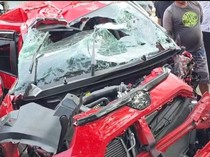 Video: Kecelakaan Beruntun 3 Mobil-1 Motor di Palu, 1 Orang Tewas