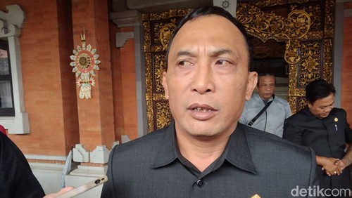 Ketua DPRD Tabana I Nyoman Arnawa.