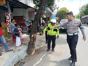 Motor Oleng Lalu Tabrak Pohon, 2 Warga Banyuwangi Tewas